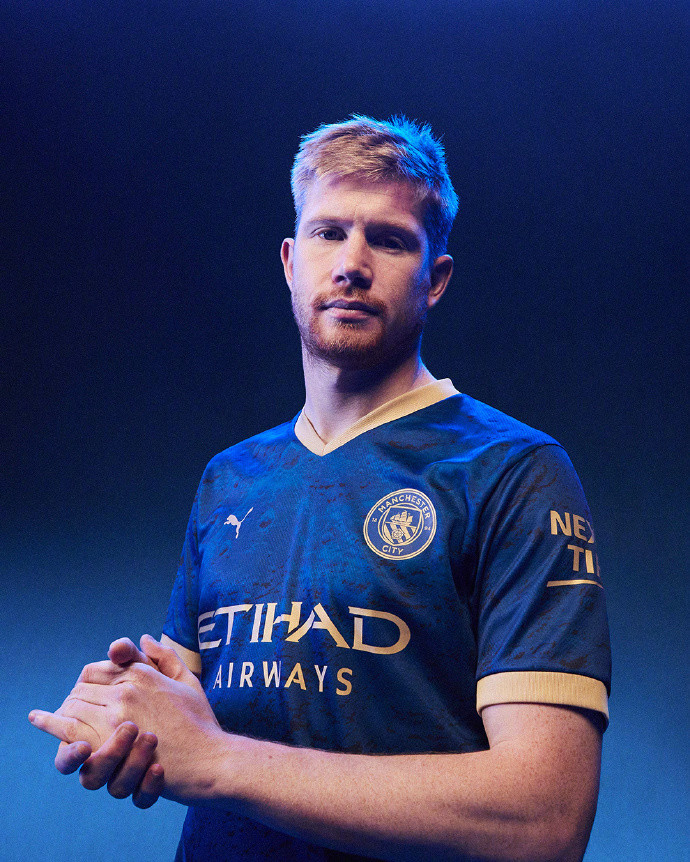 来自转会市场的报道：尤文图斯太子爷被很多俱乐部盯上了