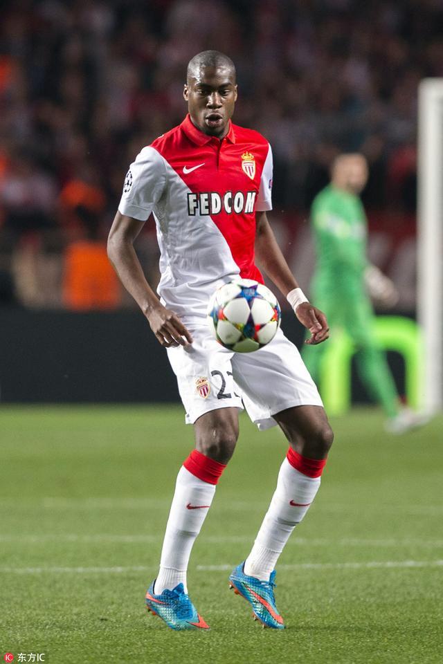 中国U17vs文莱U17：邝兆镭、万项首发，何思凡、金昱成出战